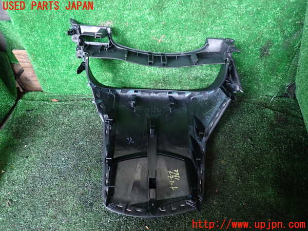 1UPJ-9237617510]アルファードハイブリッド(AYH30W)メーターフード 中古_3