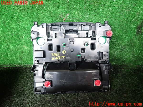 1UPJ-9237616411]アルファードハイブリッド(AYH30W)ルームランプ1(1列目真中) 中古_4