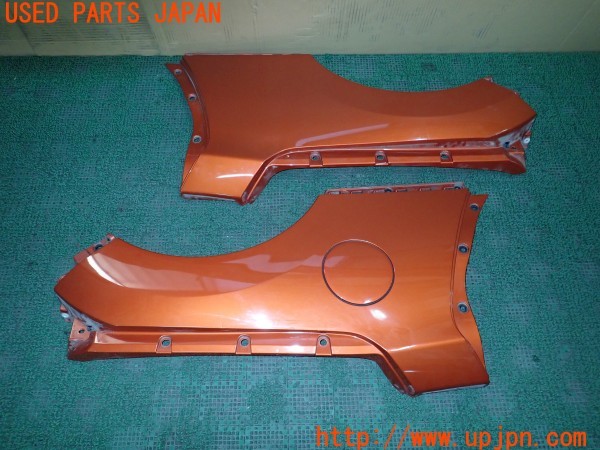 3UPJ=9237620059]コペン GR スポーツ(LA400A)純正 61612-B2431/61612-B2470 リアフェンダー フューエルリッド付き 中古_3