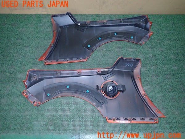 3UPJ=9237620059]コペン GR スポーツ(LA400A)純正 61612-B2431/61612-B2470 リアフェンダー フューエルリッド付き 中古_5