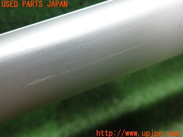 3UPJ=9237630620]キャデラック XT5 プラチナムスポーツ(C1UL)純正 ラゲッジバー セパレートバー トランクバー 中古_4