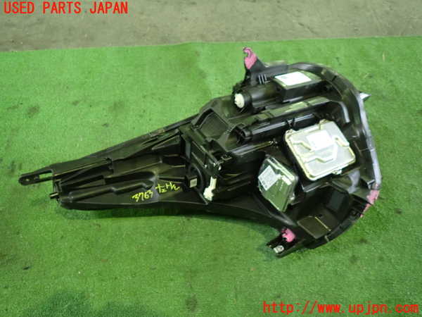 1UPJ-9237631132]キャデラック・XT5(C1UL)左ヘッドライト LED 【ジャンク】_3