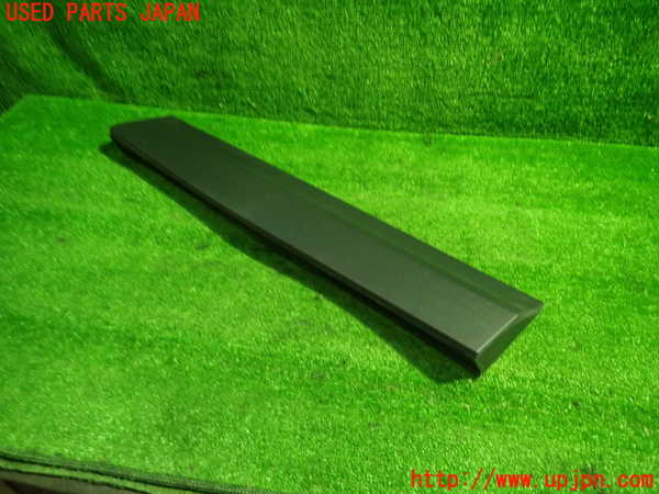 1UPJ-9237631292]キャデラック・XT5(C1UL)右後ドアパネル 中古_2