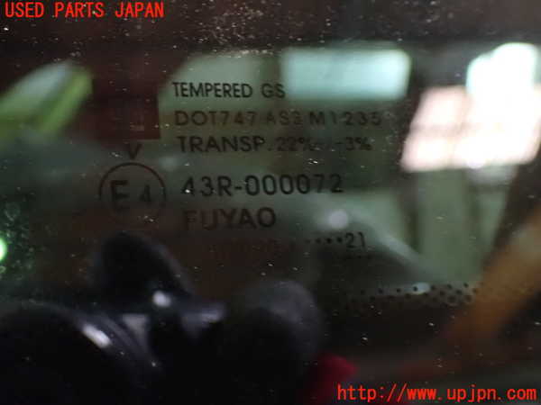 1UPJ-9237631380]キャデラック・XT5(C1UL)右クォーターガラス FUYAO M1235 中古_2