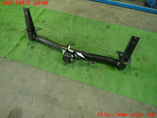 1UPJ-9237631614]キャデラック・XT5(C1UL)リアバンパーホースメント 中古_3