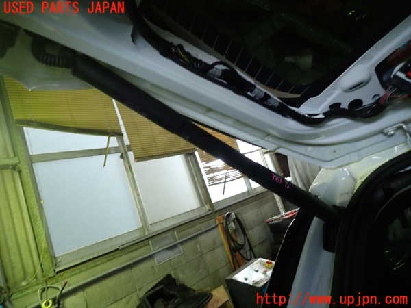 1UPJ-9237631584]キャデラック・XT5(C1UL)リアゲートダンパー 中古_2