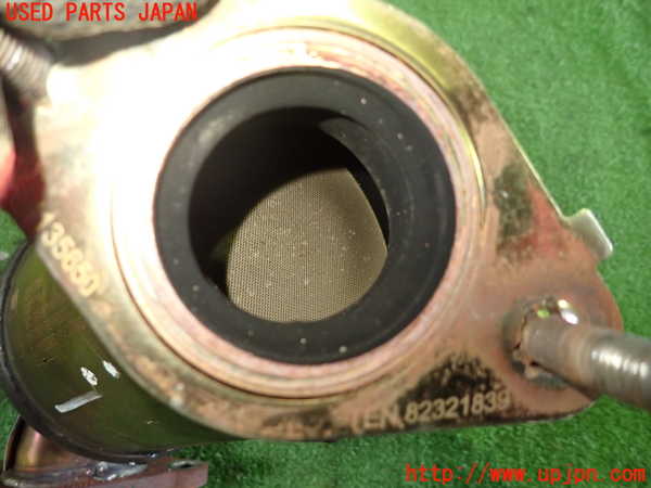 1UPJ-9237632661]キャデラック・XT5(C1UL)触媒1 中古_2
