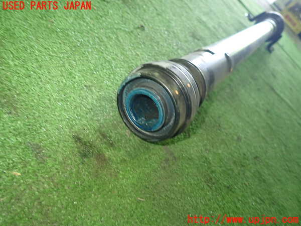 1UPJ-9237633410]キャデラック・XT5(C1UL)リアプロペラシャフト 中古_2