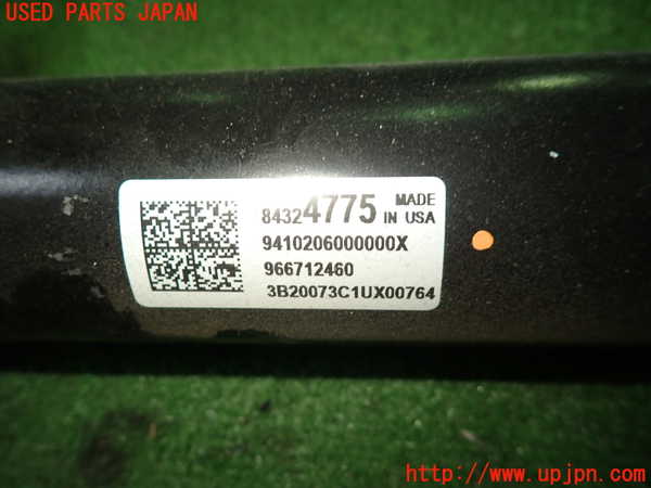 1UPJ-9237633410]キャデラック・XT5(C1UL)リアプロペラシャフト 中古_4