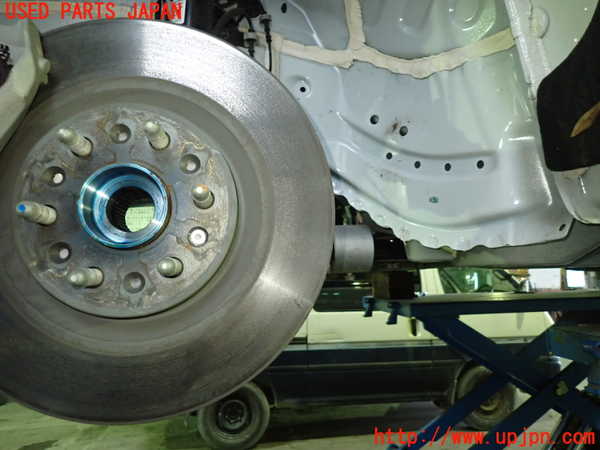 1UPJ-9237634295]キャデラック・XT5(C1UL)左フロントナックルハブ 中古_2