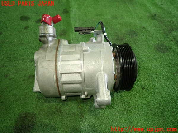 1UPJ-9237636025]キャデラック・XT5(C1UL)エアコンコンプレッサー 中古_4