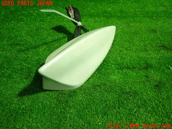 1UPJ-9237636550]キャデラック・XT5(C1UL)アンテナ 中古_2