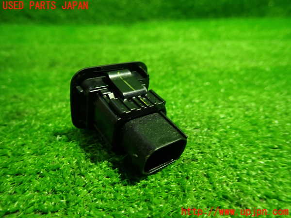 1UPJ-9237636311]キャデラック・XT5(C1UL)スイッチ6 (バックドア) 中古_2