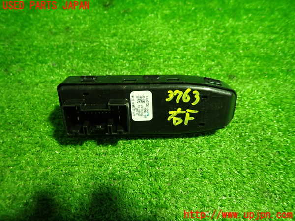 1UPJ-9237636240]キャデラック・XT5(C1UL)右前パワーウィンドウスイッチ 中古_3