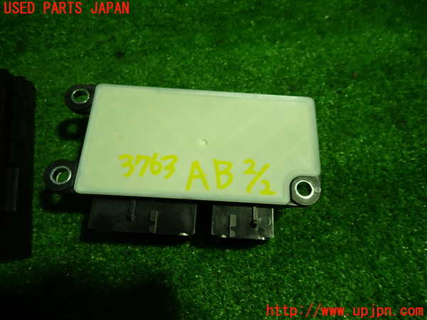 1UPJ-9237636145]キャデラック・XT5(C1UL)エアバッグコンピューター 中古_4