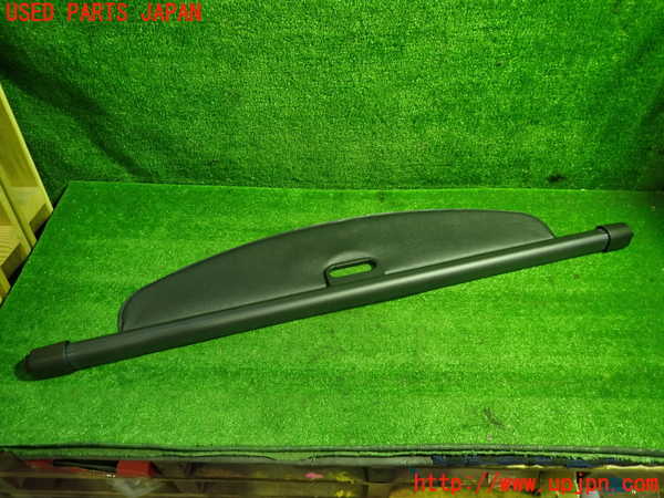 1UPJ-9237637761]キャデラック・XT5(C1UL)トノカバー1 中古_2