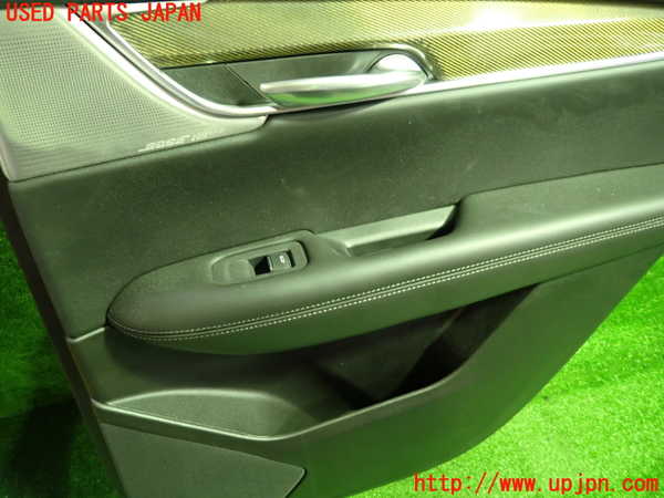 1UPJ-9237631294]キャデラック・XT5(C1UL)右後ドア内張り 中古_2