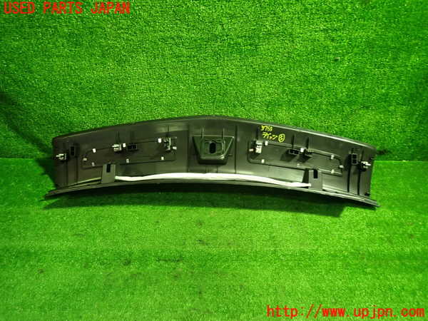 1UPJ-9237637773]キャデラック・XT5(C1UL)ラゲッジトレイ3 中古_3