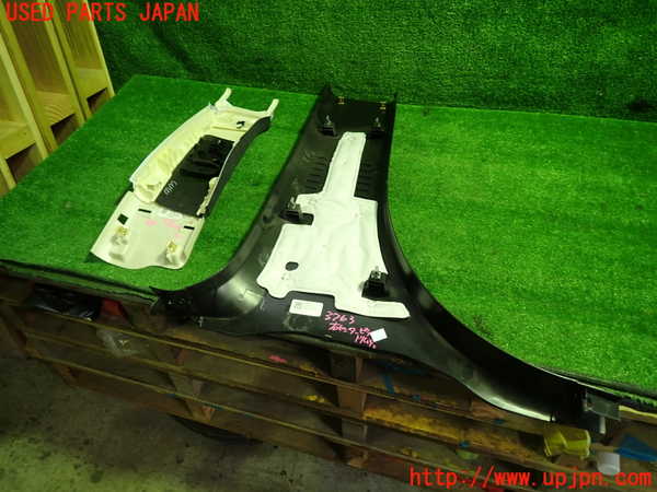 1UPJ-9237637665]キャデラック・XT5(C1UL)右センターピラートリム 中古_3