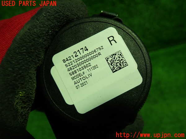 1UPJ-9237637155]キャデラック・XT5(C1UL)右2列目シートベルト 中古_2