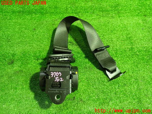 1UPJ-9237637155]キャデラック・XT5(C1UL)右2列目シートベルト 中古_3