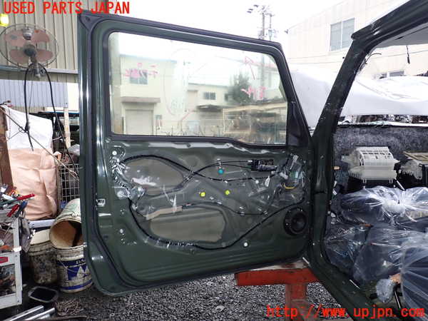 1UPJ-9237641260]ジムニー(JB64W)左前ドア 中古 CENTRAL M2E2 43R-005165_3