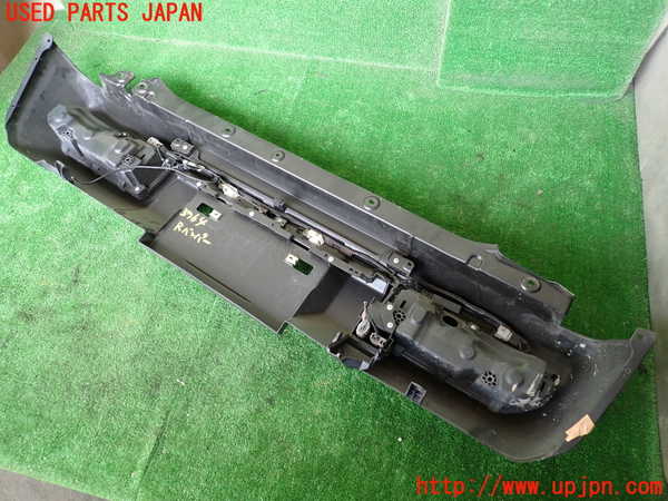 1UPJ-9237641610]ジムニー(JB64W)リアバンパー 中古_4