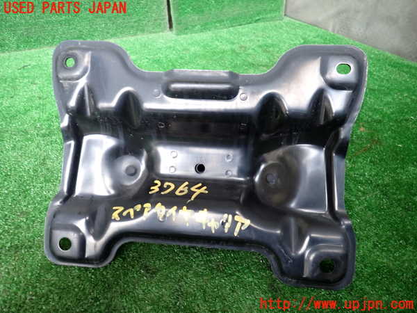 1UPJ-9237641700]ジムニー(JB64W)スペアタイヤキャリア 中古_2