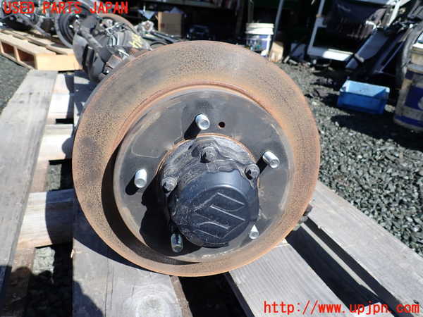 1UPJ-9237644370]ジムニー(JB64W)フロントデフホーシング 中古_4
