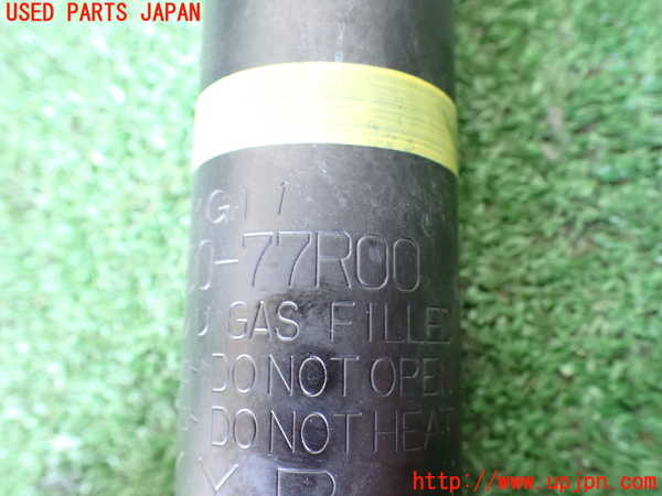 1UPJ-9237645060]ジムニー(JB64W)右フロントショックアブソーバー 中古_5