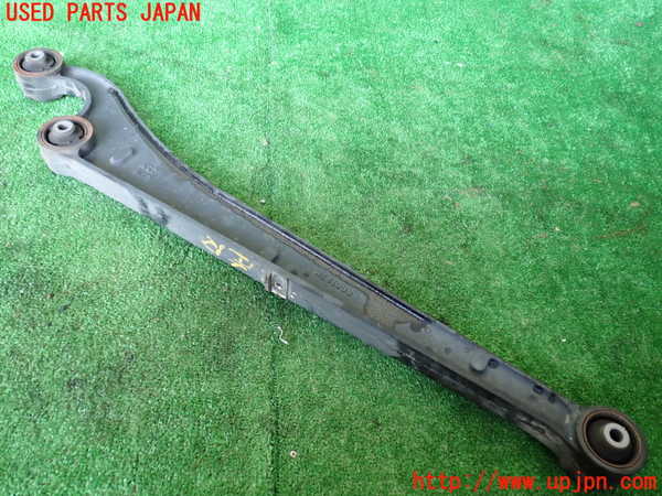 1UPJ-9237645226]ジムニー(JB64W)左リアロアアーム1 中古_2