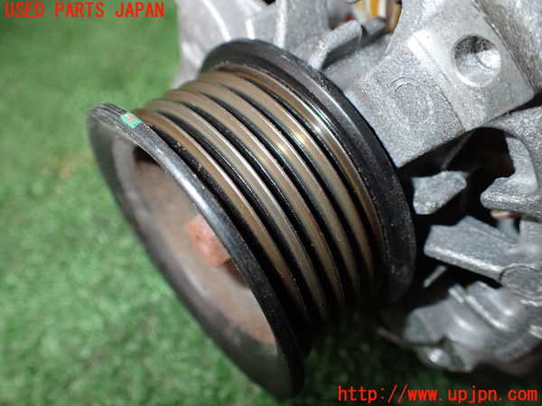 1UPJ-9237646015]ジムニー(JB64W)オルタネーター(ダイナモ) 中古_3