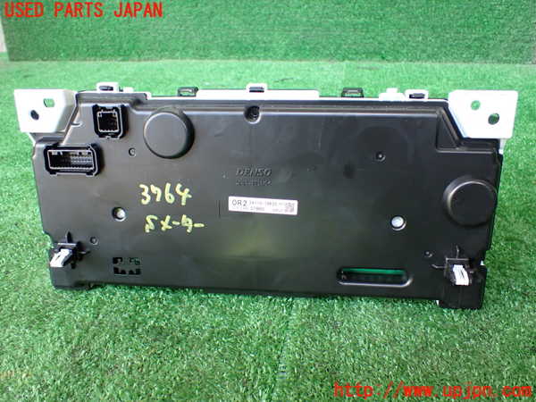 1UPJ-9237646170]ジムニー(JB64W)スピードメーター 中古_2