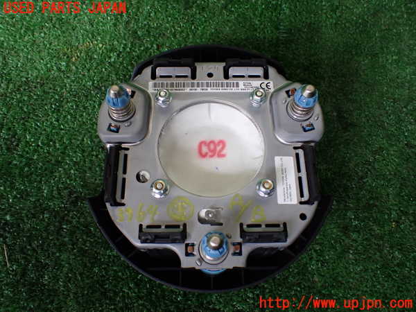 1UPJ-9237647865]ジムニー(JB64W)運転席側エアバッグカバー 中古_2