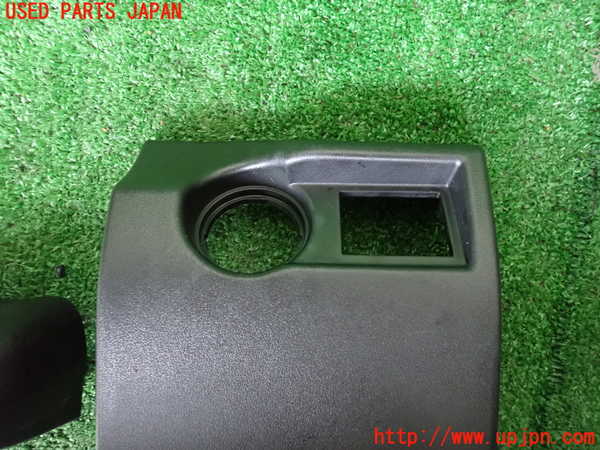 1UPJ-9237647693]ジムニー(JB64W)内装トリム類3 中古_2
