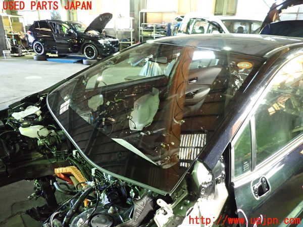 1UPJ-9237651195]カローラ ツーリング ハイブリッド(ZWE219W)フロントガラス AGC ML14I 中古_2