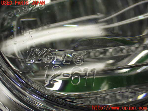 1UPJ-9237651180]カローラ ツーリング ハイブリッド(ZWE219W)右フォグ 中古_4