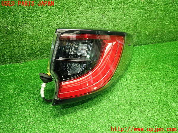 1UPJ-9237651530]カローラ ツーリング ハイブリッド(ZWE219W)右テールランプ 中古_2