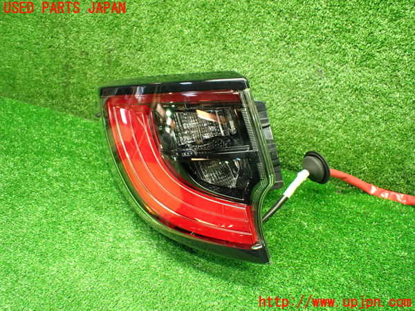 1UPJ-9237651536]カローラ ツーリング ハイブリッド(ZWE219W)左テールランプ 中古_2