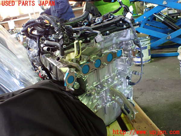 1UPJ-9237652010]カローラ ツーリング ハイブリッド(ZWE219W)エンジン 2ZR-FXE 中古_2