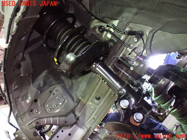 1UPJ-9237655025]カローラ ツーリング ハイブリッド(ZWE219W)左フロントストラット 中古_3