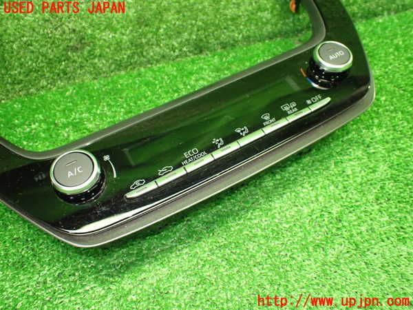 1UPJ-9237656066]カローラ ツーリング ハイブリッド(ZWE219W)エアコンスイッチ1 中古_2