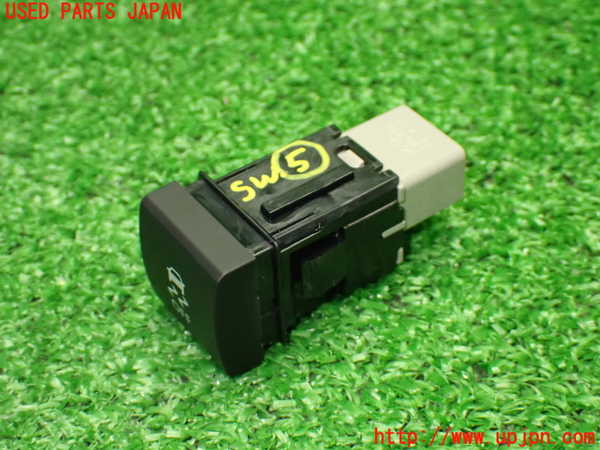 1UPJ-9237656310]カローラ ツーリング ハイブリッド(ZWE219W)スイッチ5 (VSC OFF) 中古_2