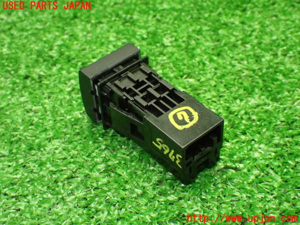 1UPJ-9237656312]カローラ ツーリング ハイブリッド(ZWE219W)スイッチ7 (ステアリングヒーター) 中古_3