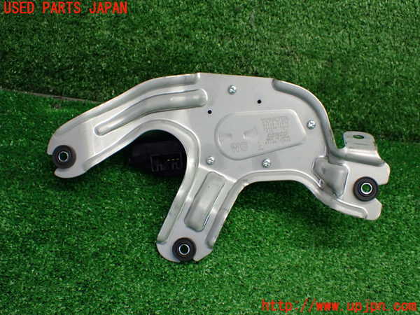 1UPJ-9237656775]カローラ ツーリング ハイブリッド(ZWE219W)リアワイパーモーター 中古_2