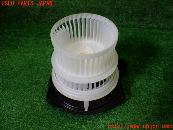 1UPJ-9237656095]カローラ ツーリング ハイブリッド(ZWE219W)ブロアファン(ブロアーファン) 中古_2