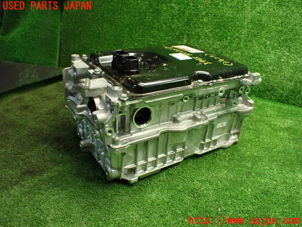 1UPJ-9237656916]カローラ ツーリング ハイブリッド(ZWE219W)インバーターコンバーター 【ジャンク】_2