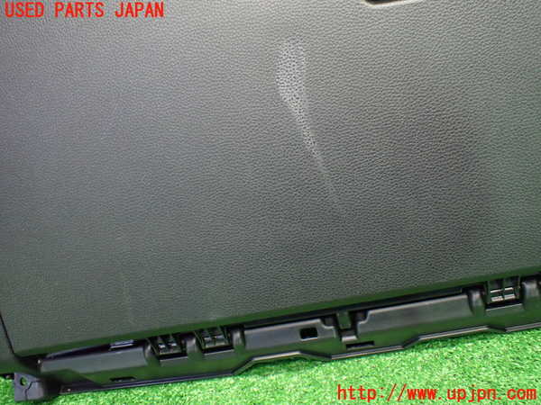 1UPJ-9237657516]カローラ ツーリング ハイブリッド(ZWE219W)グローブボックス1 中古_2