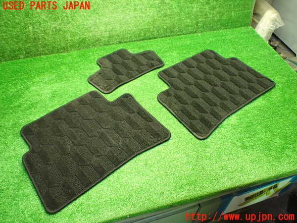1UPJ-9237657800]カローラ ツーリング ハイブリッド(ZWE219W)フロアマット 中古_5