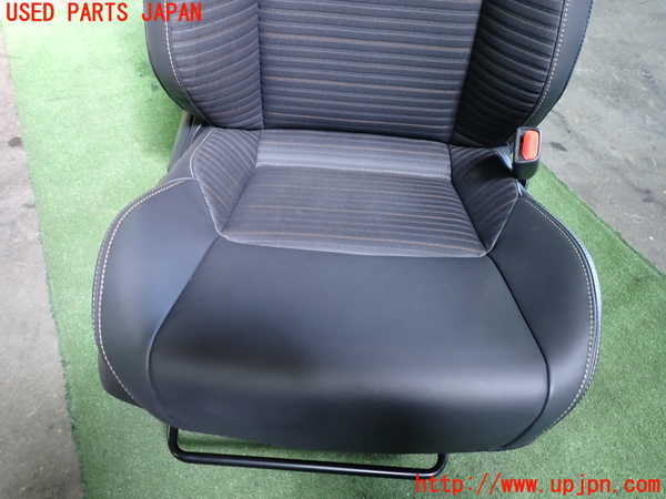 1UPJ-9237657035]カローラ ツーリング ハイブリッド(ZWE219W)運転席シート 中古_3